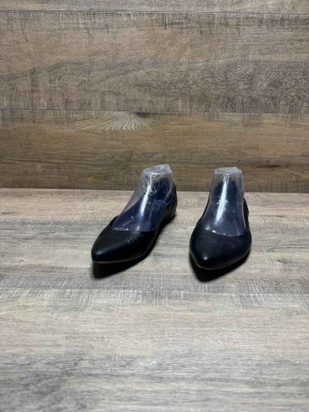 Coach and Four Juliette Black Leather Pointed Toe Flats Women's Size 8.5